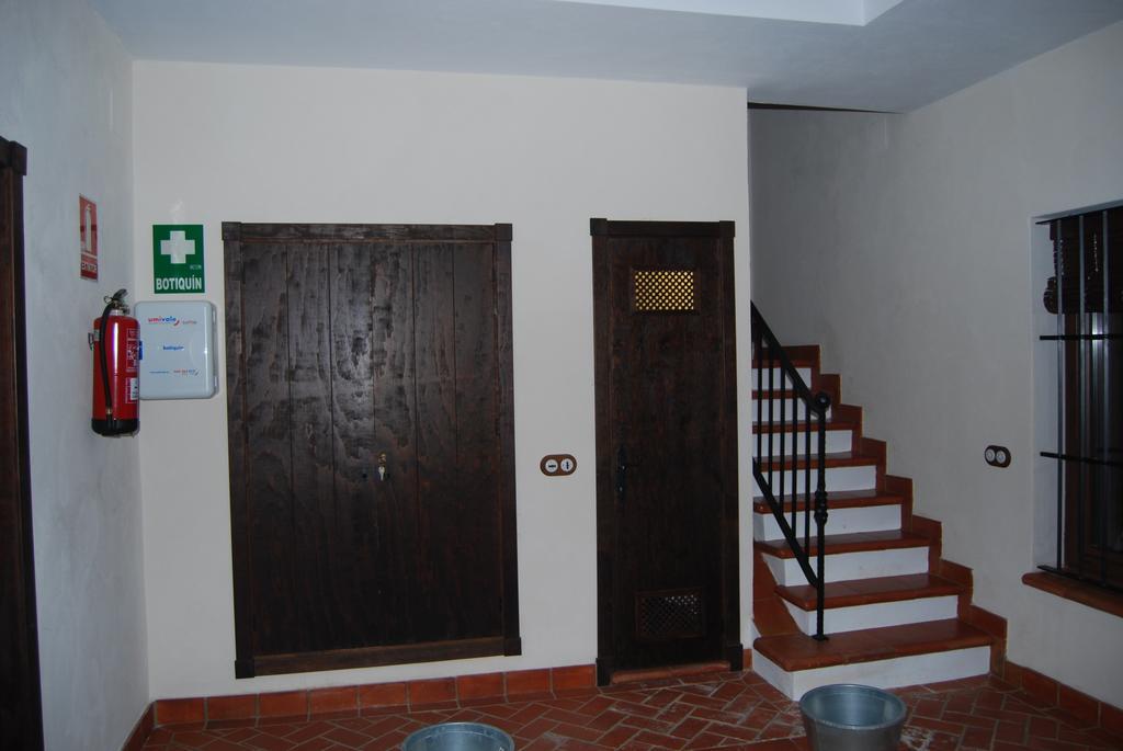 Apartamentos Bodeguetas Constantina Exterior foto